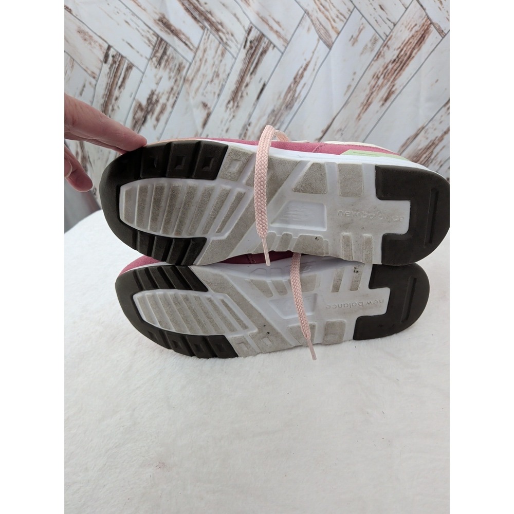 New Balance Women’s Pink Mint Lifestyle Sneakers - Picture 8 of 8